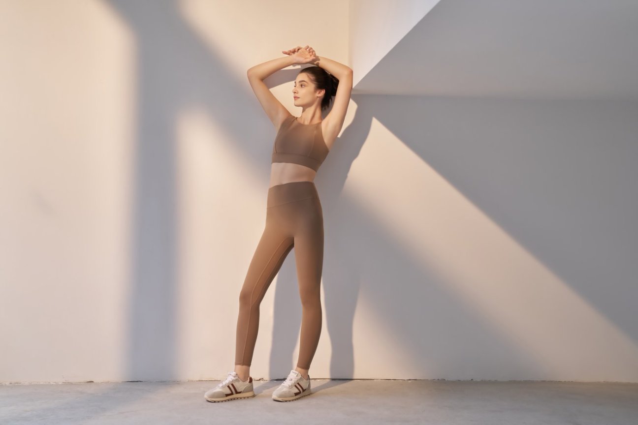 Image of leggings, sport bra, slim, fit, yoga, Pilates, breathable, Seamless, free size, Functional, Comfort, Breathable, lightweight, premium, lululemon